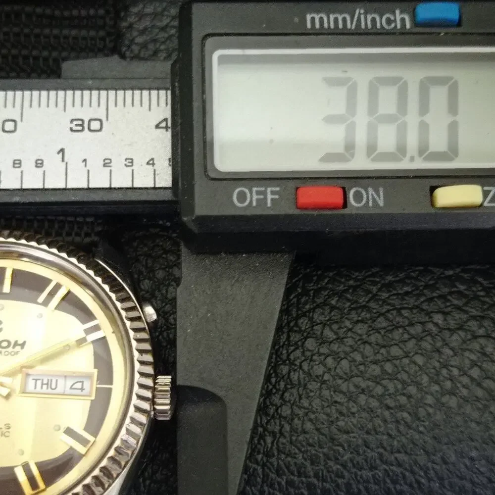 Vintage 1976 Ricoh Automatic Mens Silver Watch W/daydate & Gold accents